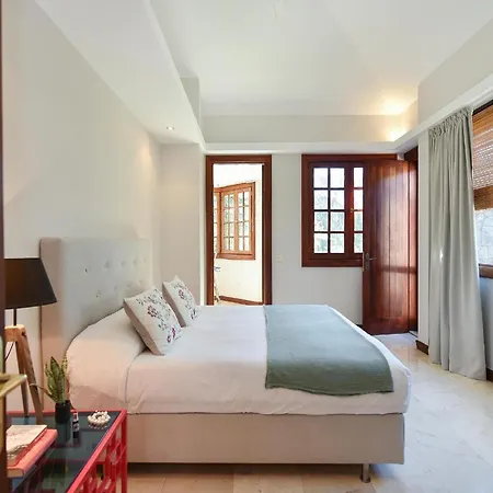 Maspalomas Royale Luxury Retreat In Gran Canaria Private Heated Pool Charming Outdoor Dining Area Bbq Nestled In The Heart Of, Villa