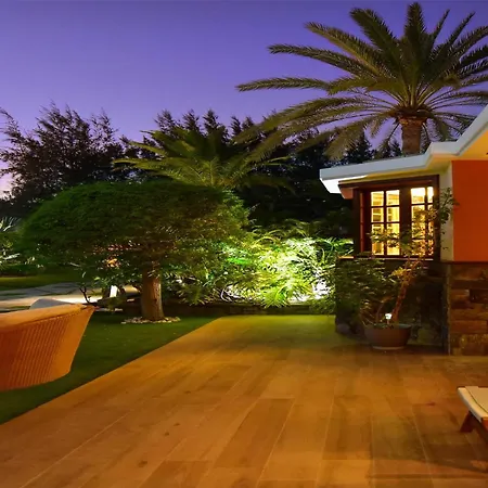 Maspalomas Royale Luxury Retreat In Gran Canaria Private Heated Pool Charming Outdoor Dining Area Bbq Nestled In The Heart Of, * Las Palmas de Gran Canaria